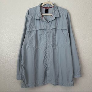 The North Face Men’s Light Gray Button Down Fishing Shirt